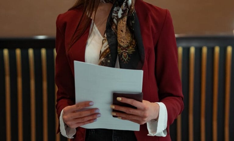 profesjonalne biuro tłumaczeń przygotowujące dokumenty do pracy
